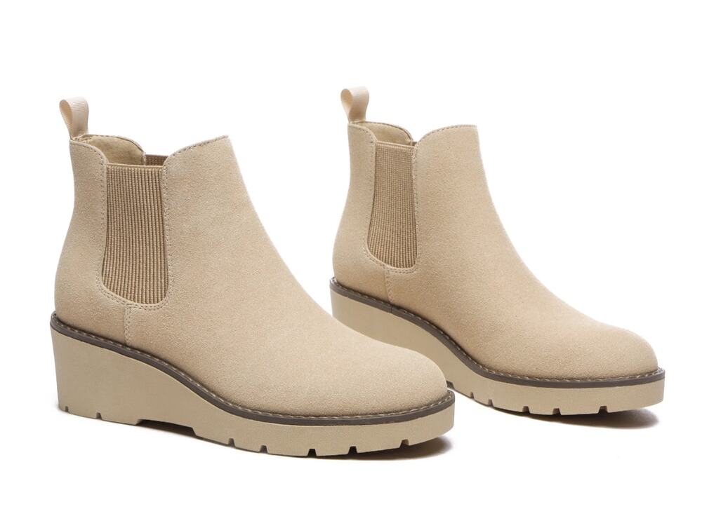 Athlefit Women's 7.5 Chelsea Wedge Slip On Boot Nude Tan Chunky Heel Vegan Suede